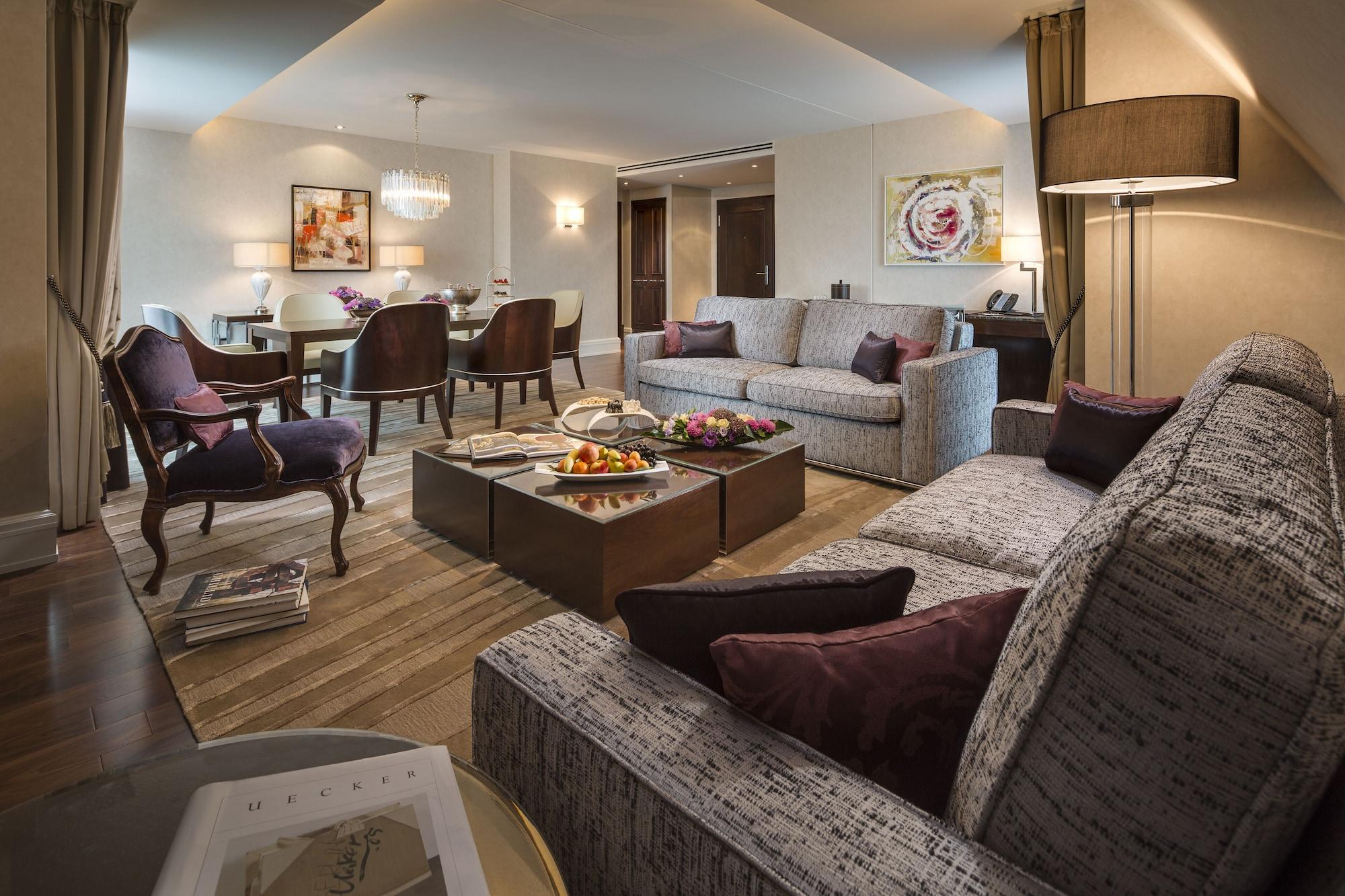Breidenbacher Hof, Best Grandhotel 2025 - Die 101 Besten Düsseldorf Eksteriør bilde